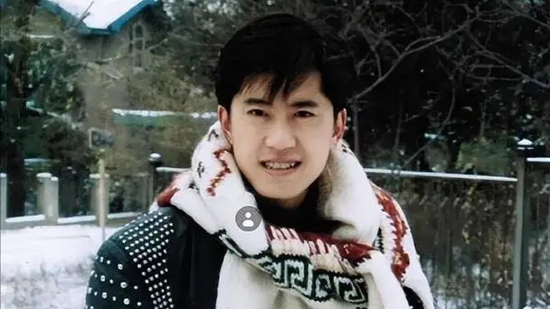 杨钰莹和毛宁：曾经红遍全国的“金童玉女”，双双深陷丑闻，如今他们怎么样了？