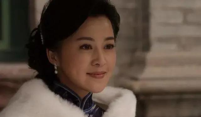 阎锡山娶小妾，原配徐竹青无奈让位，一生遗憾