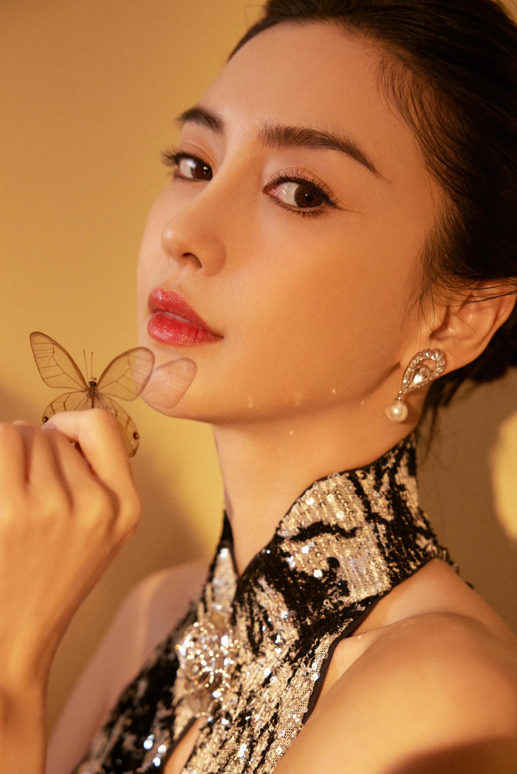 杨颖——容貌娇美