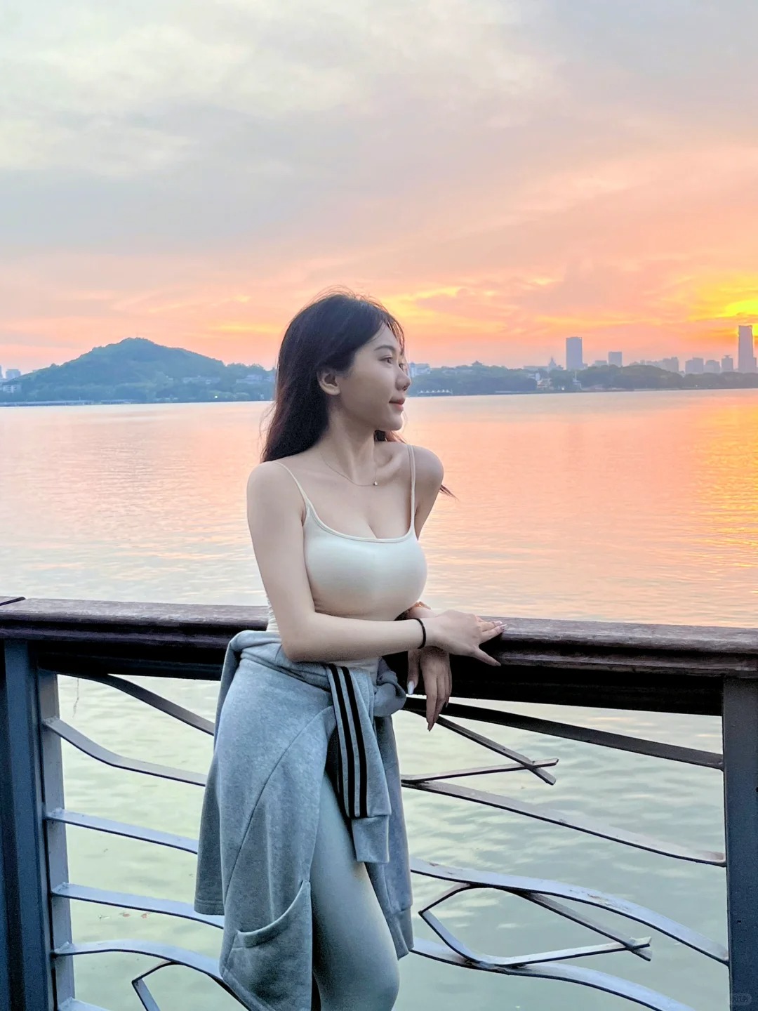 蹲武大夜骑搭子
最好是女生，晚上5:30-11:30都可以，差不多就骑两个小时！