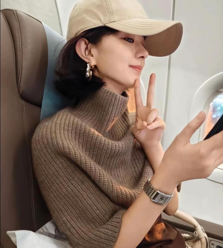 赵丽颖真的好适合这种贵气低调的穿搭，如今也有了富婆的气质！