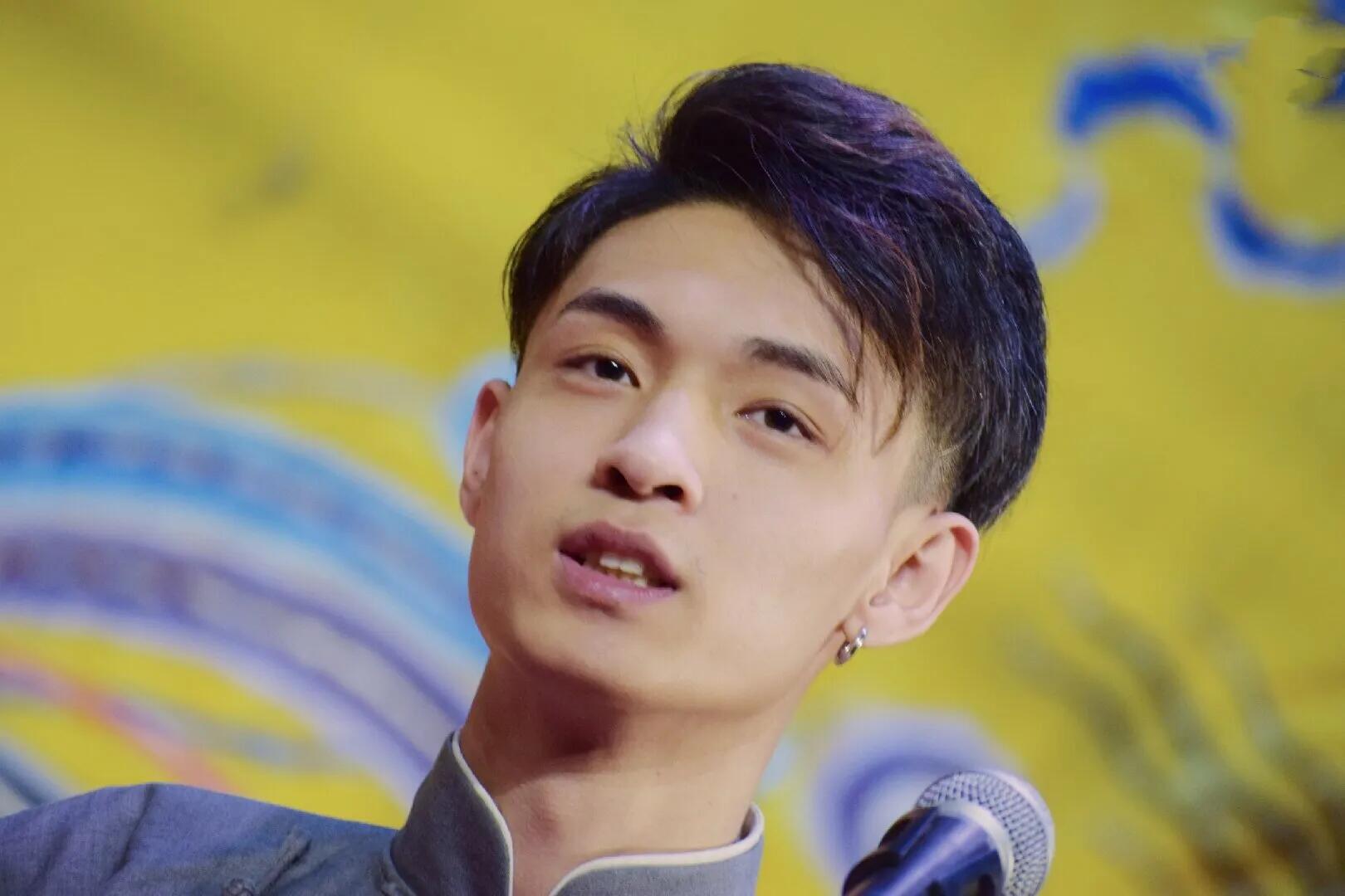 秦霄贤火力全开，网友笑称，CPU都干烧了