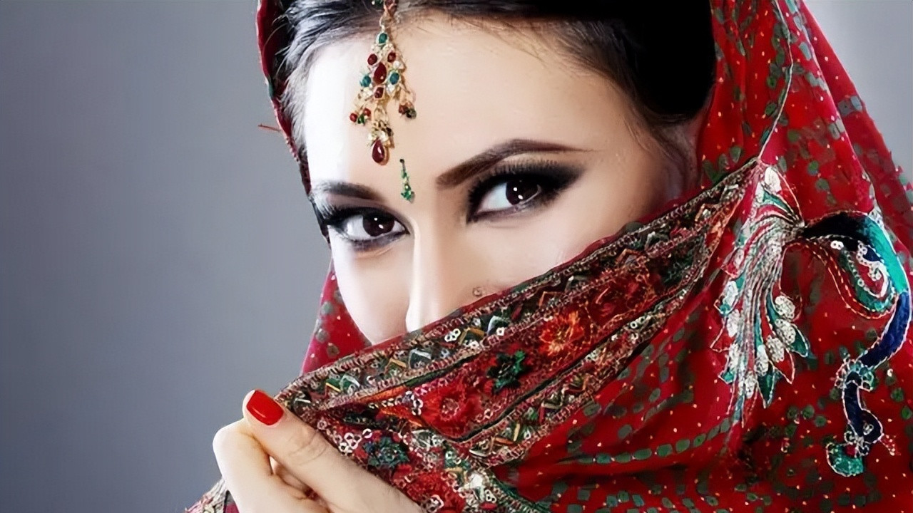 印度姑娘想嫁中国小伙，父亲索要2万，直言：你只有一次机会