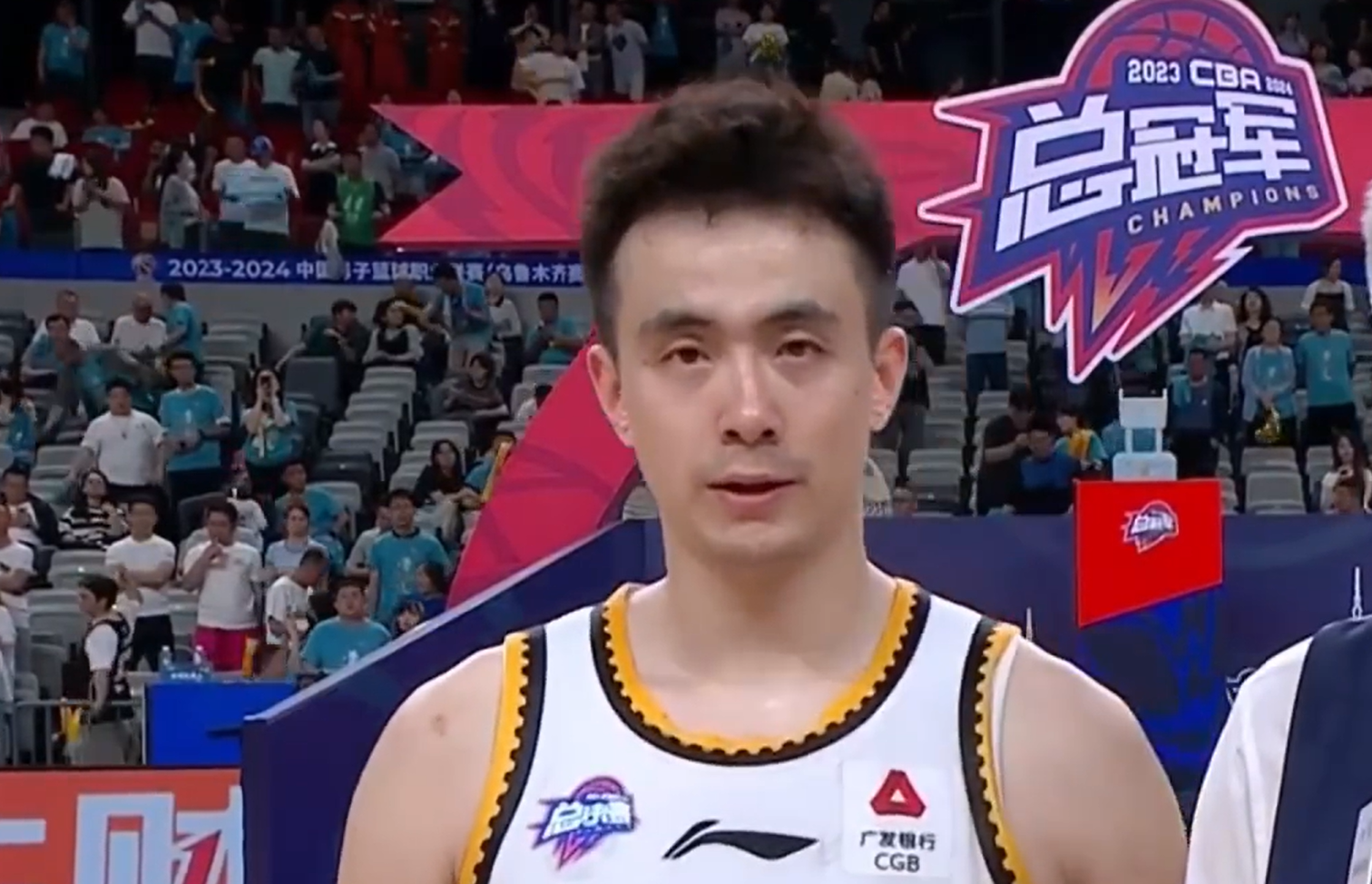 赵继伟哭了！赛后谈辽篮有多难：李晓旭韧带断了，写入CBA历史
辽宁男篮实现CBA