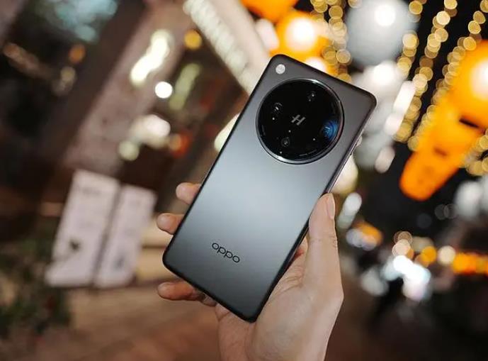 3599元，入手OPPOFindX8，那是物有所值的！