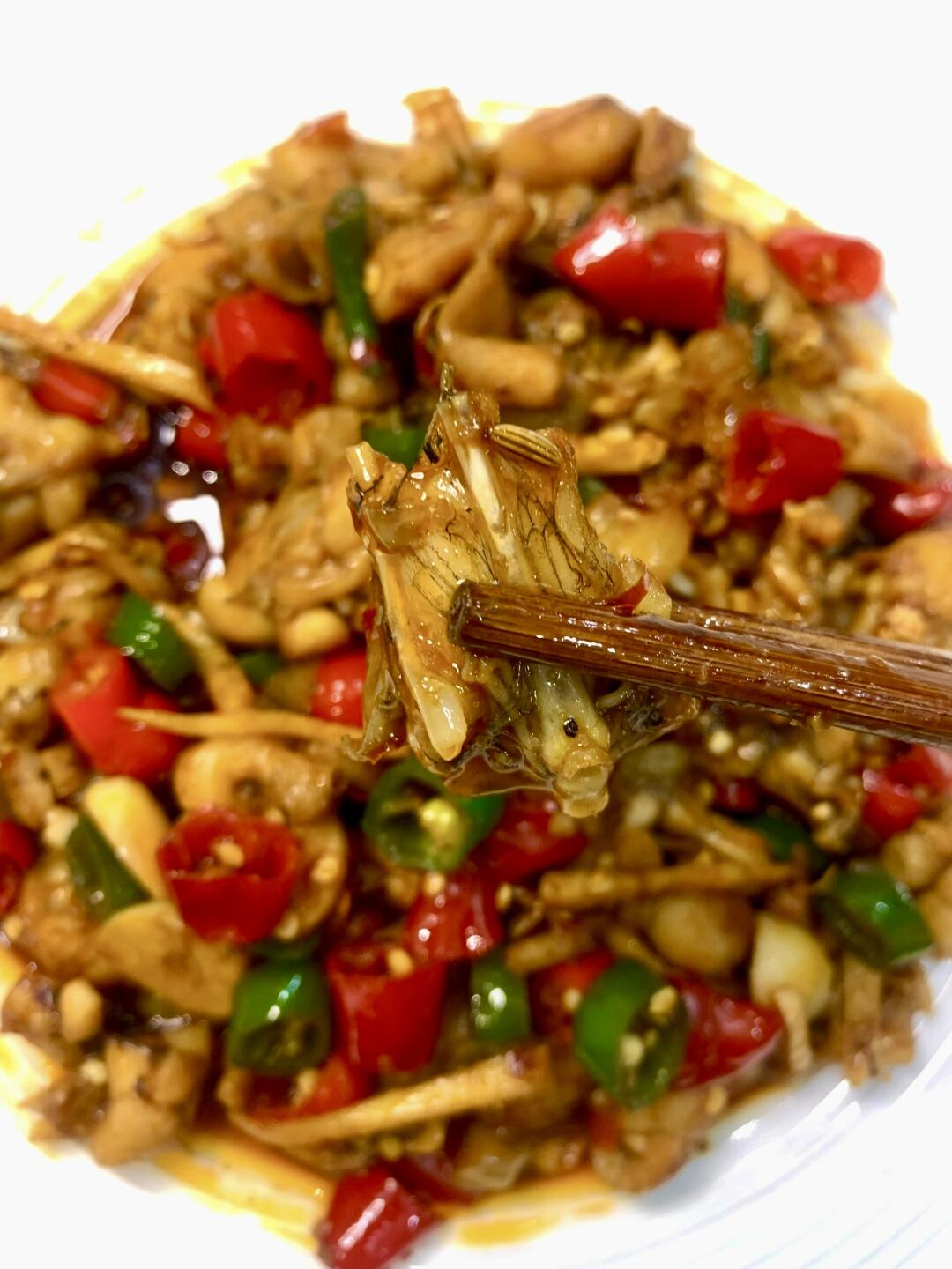 ✨爆好吃的泡椒牛蛙，秒杀饭店做法💥😎家人们，谁懂啊！泡椒牛蛙这样做简直绝绝子