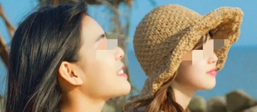 山东淄博，女子出门偶遇表妹跟她前男友发生争执，两人越吵越凶，表妹忍不住直接对前男