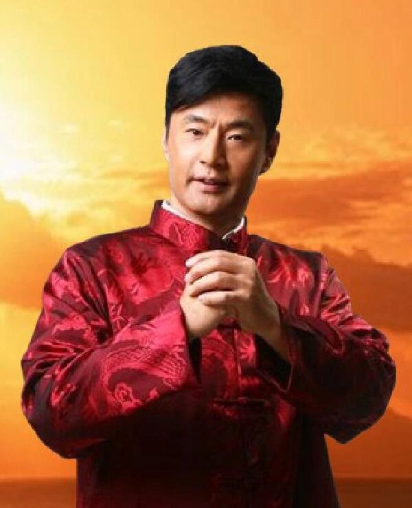 于荣光的家庭与事业：一段痛苦的成长历程