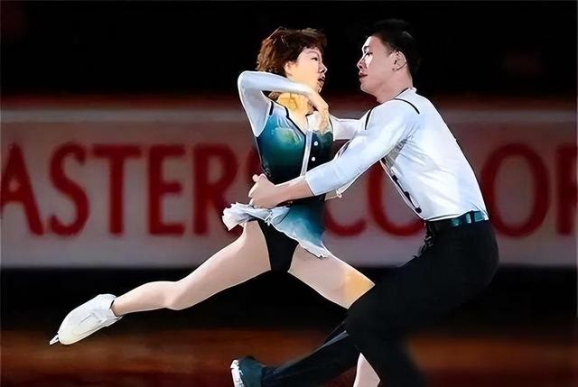 冰上情侣携手走过14年,退役后不再往来,没意外今生不会再有交集(冰上恋人图片)-第11张图片-九妖电影 冰上情侣携手走过14年,退役后不再往来,没意外今生不会再有交集(冰上恋人图片)-第11张图片-九妖电影