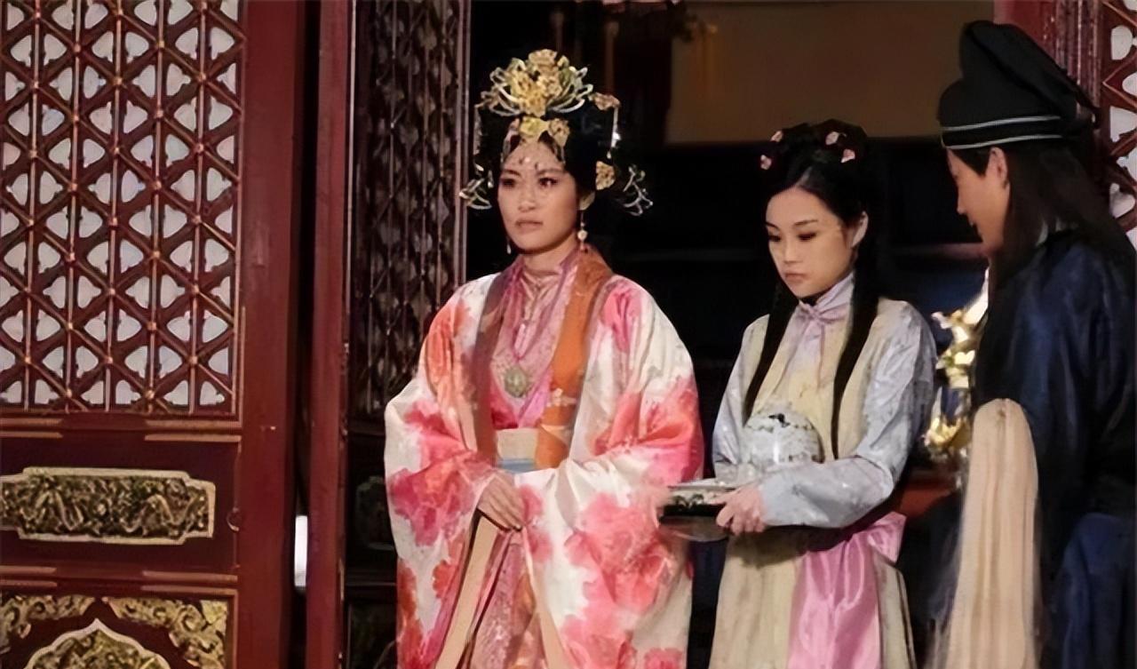 1620年，38岁的朱常洛朱常洛一病不起，奄奄一息。而此时，他才登基不到一个月。