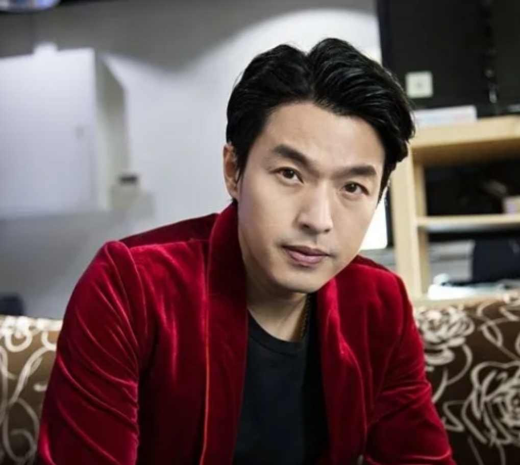 大明星李威卷入的“杀人案”，又有了新发现！

杀害蔡姓女子的是一位知名作家，名叫