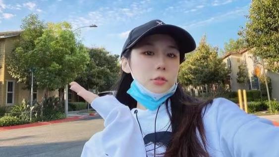 中国最矮奥运冠军，仅1米37，退役后二次发育，逆袭成北大女神