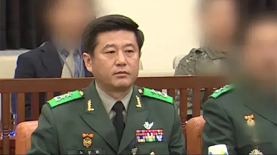 韩国法律界1月2日消息，韩检察厅日前决定将前情报司令官卢相源的拘留期延长至本月1