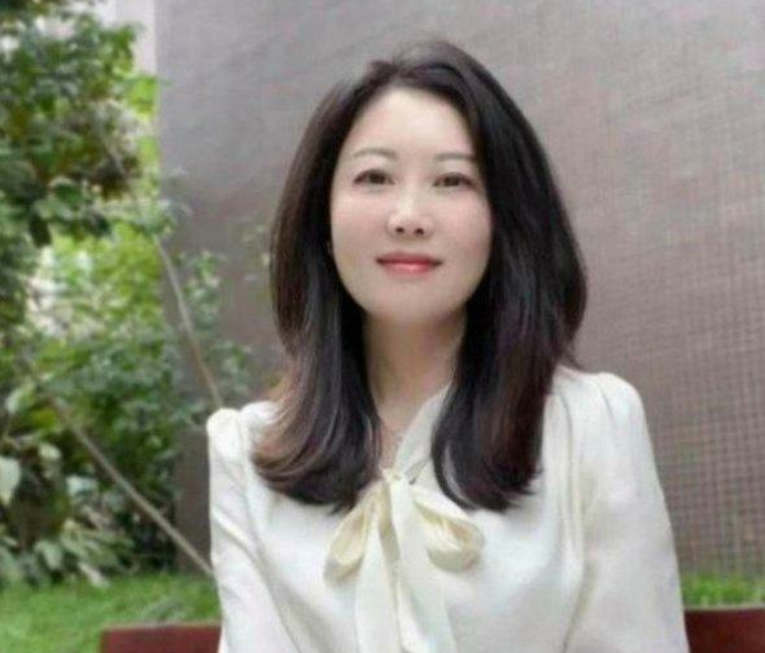 我年薪 62 万，老公没本事，我一直看不起他，不让他碰我，昨天晚上他想过夫妻生活
