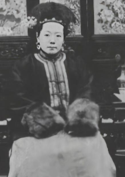 婉贞与慈禧的姐妹情深，宫中纷争与命运的悲剧