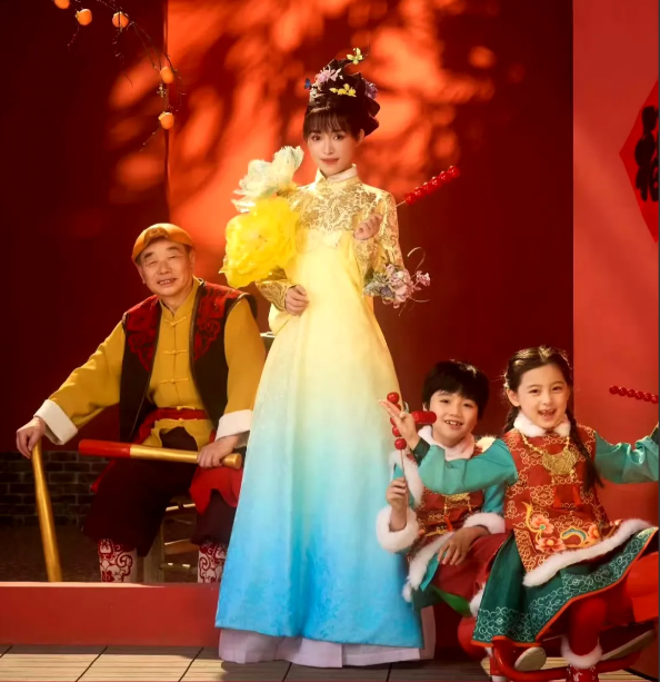 今年是申遗成功后的第一个春晚，李子柒，这位以传播中国传统文化而闻名的网红，竟然挑