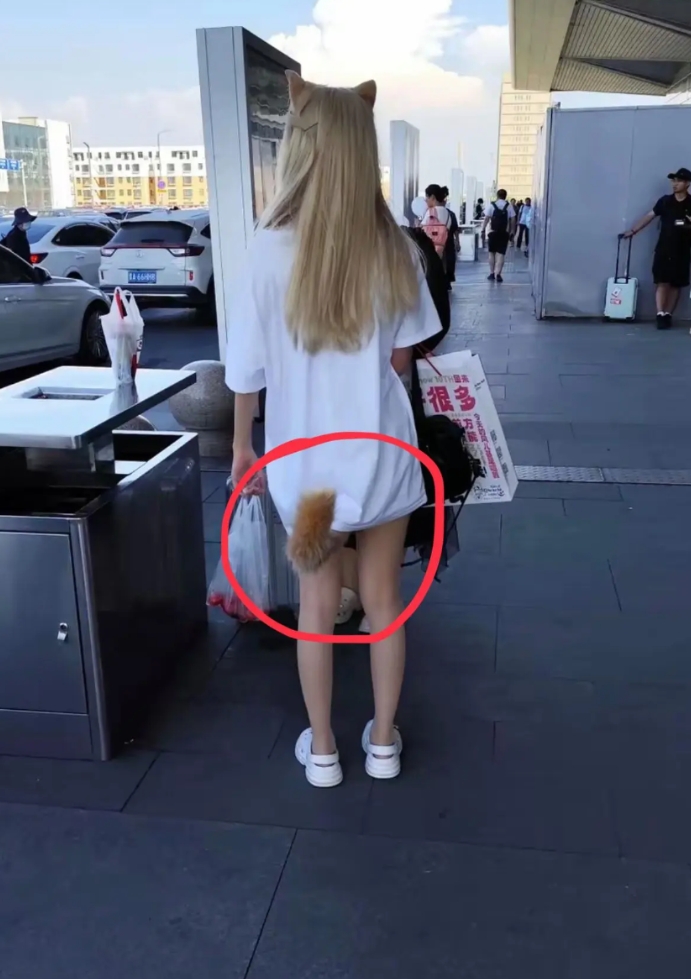 后面是啥？