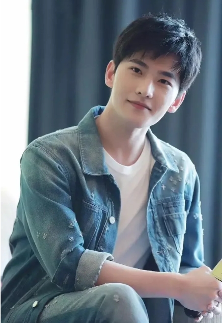 平行时空的碰撞一杨洋丁禹兮