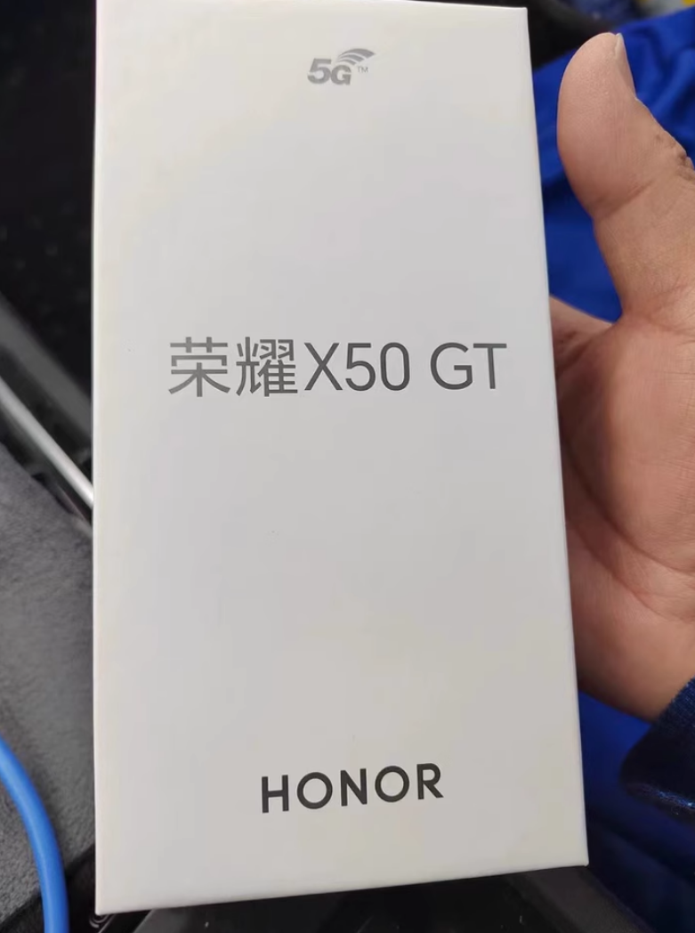 荣耀“坚决清仓”，16GB+1TB+一亿像素，顶配旗舰售价再创新低