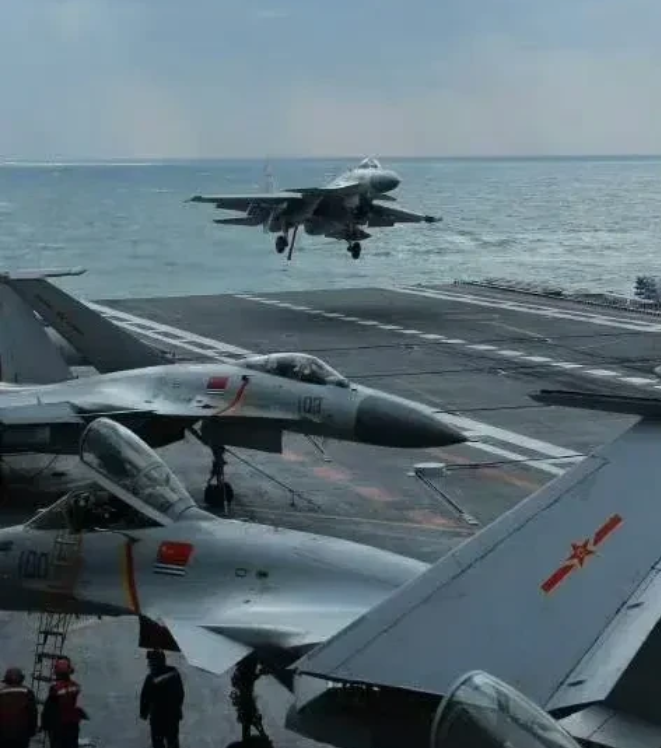 东方大国怒了？轰6K+055大驱出动直面美军，美国这次真是碰瓷碰错了对象！
  