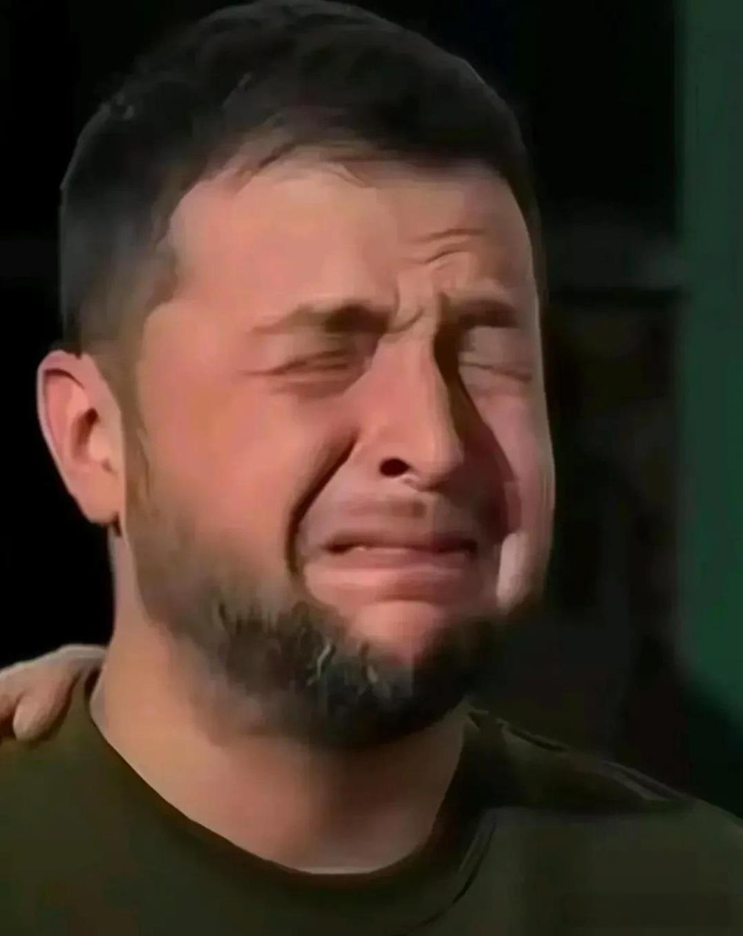 不装了，摊牌了！
德国总理舒尔茨取消对乌克兰的30亿援助计划，这对泽连斯基来说无