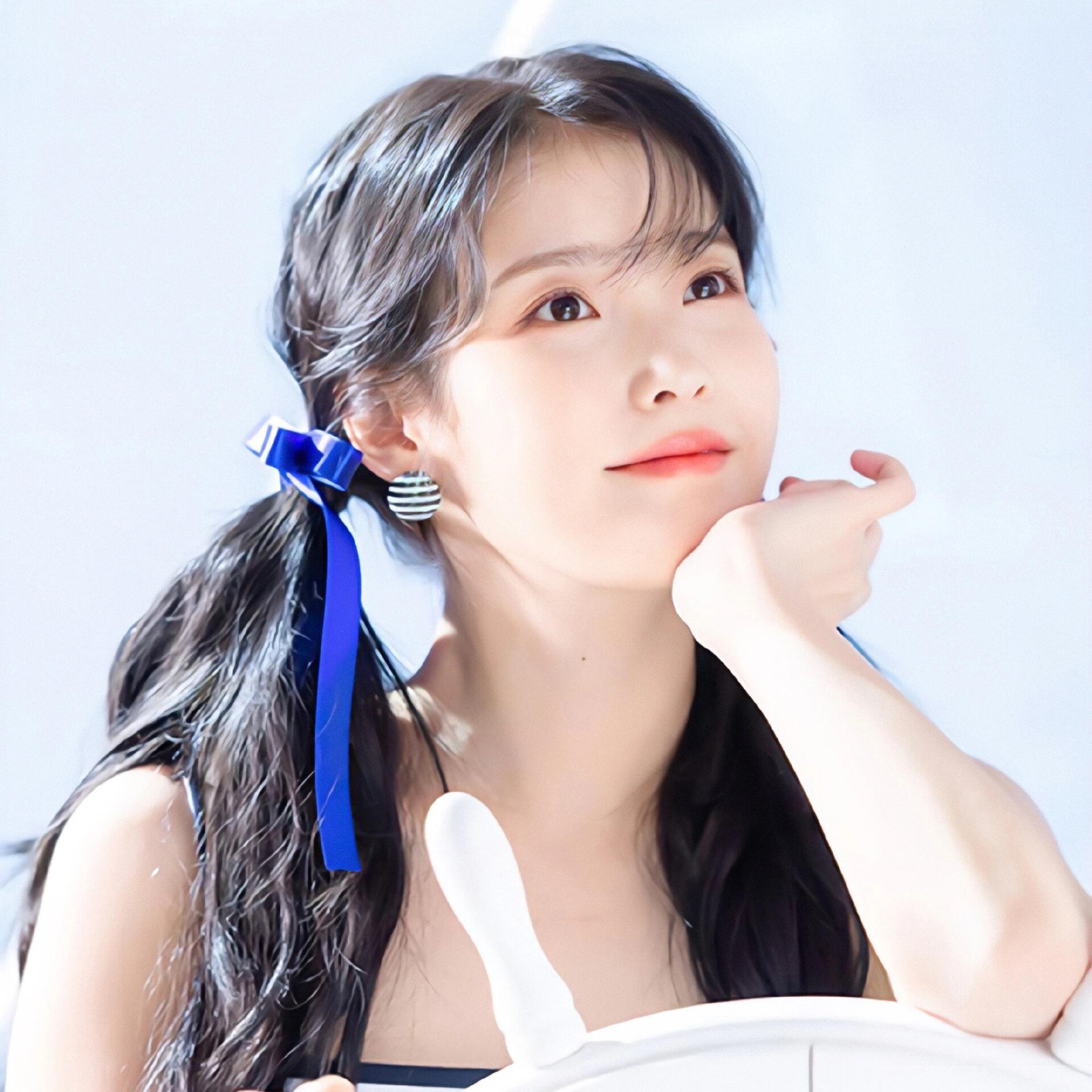 李知恩——清新淡雅