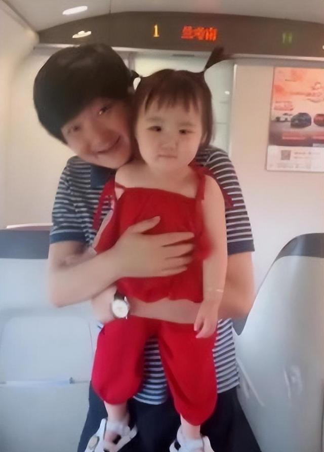 十年过去了,那个吃到“天鹅肉”的王大治,现状如何了?(王大治w)-第19张图片-九妖电影 十年过去了,那个吃到“天鹅肉”的王大治,现状如何了?(王大治w)-第19张图片-九妖电影