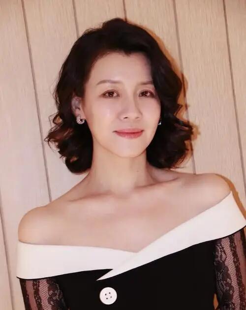 刘琳：意外走红，演艺之路常青