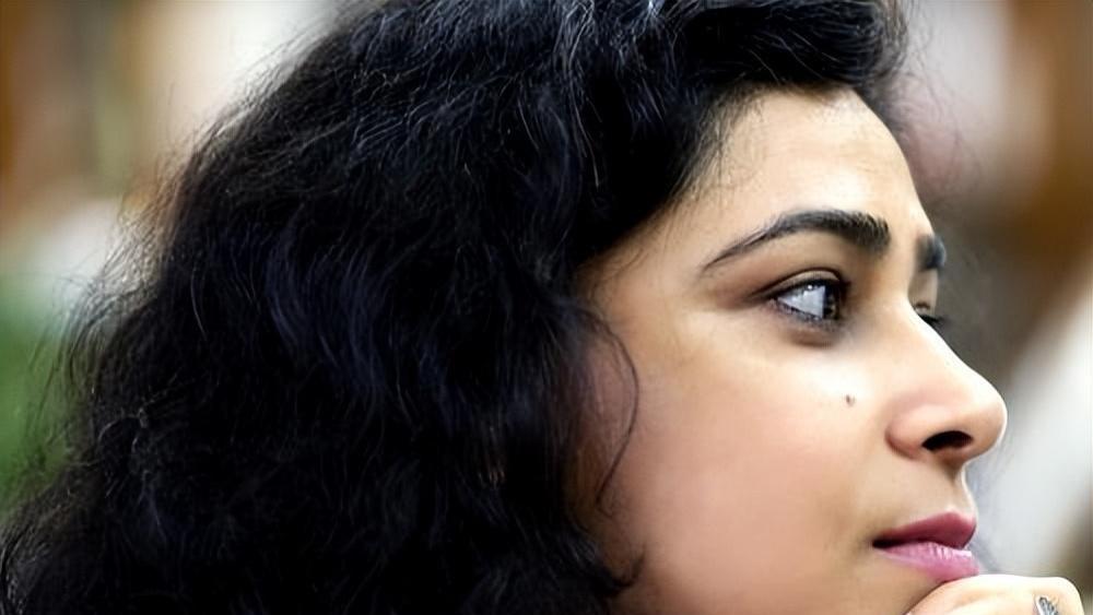 印度姑娘远嫁中国，7年后家人来华，直言：印度的农村比中国落后