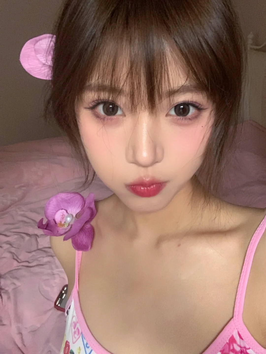 饱饱你是一颗紫葡萄🍇
蝴蝶兰水光感妆拿捏喽