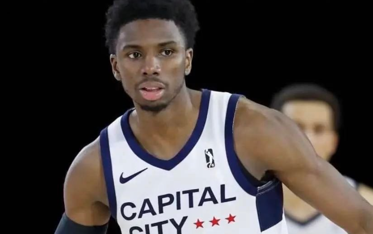 你信吗？就在8月27号这一天，竟然有四位前NBA球员来中国打球！

1、迪亚洛，