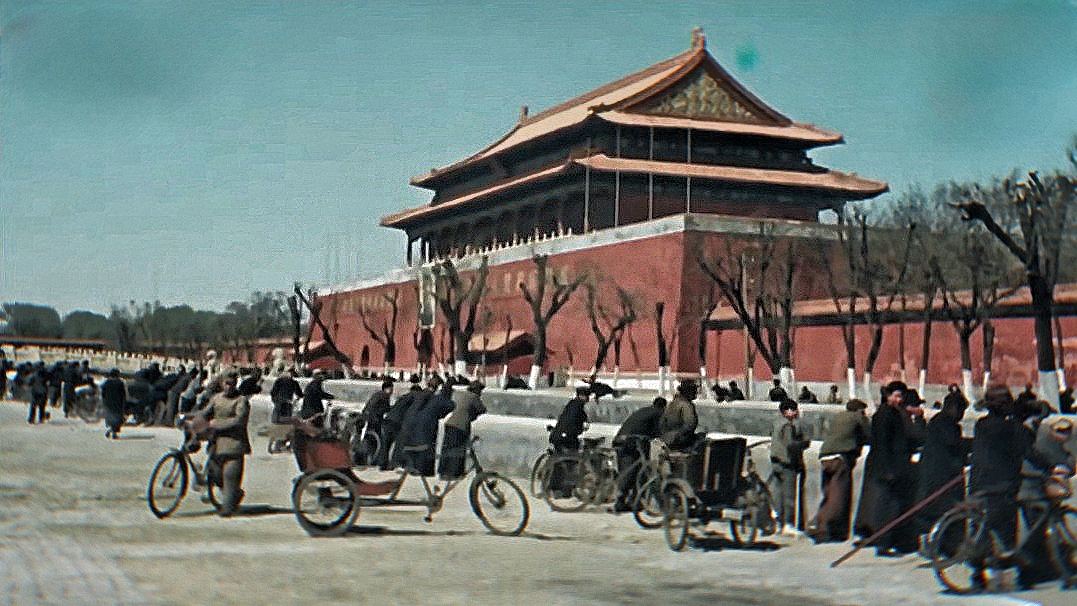 还是京城的爷们会玩！虽说是老照片，并不耽误吹嘘一辈子的！