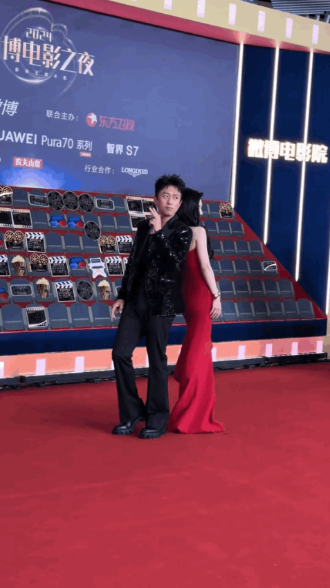 突然，就理解孙俪的快乐了！

邓超不是老公，他是个显眼包，
邓超不是老公，他就是