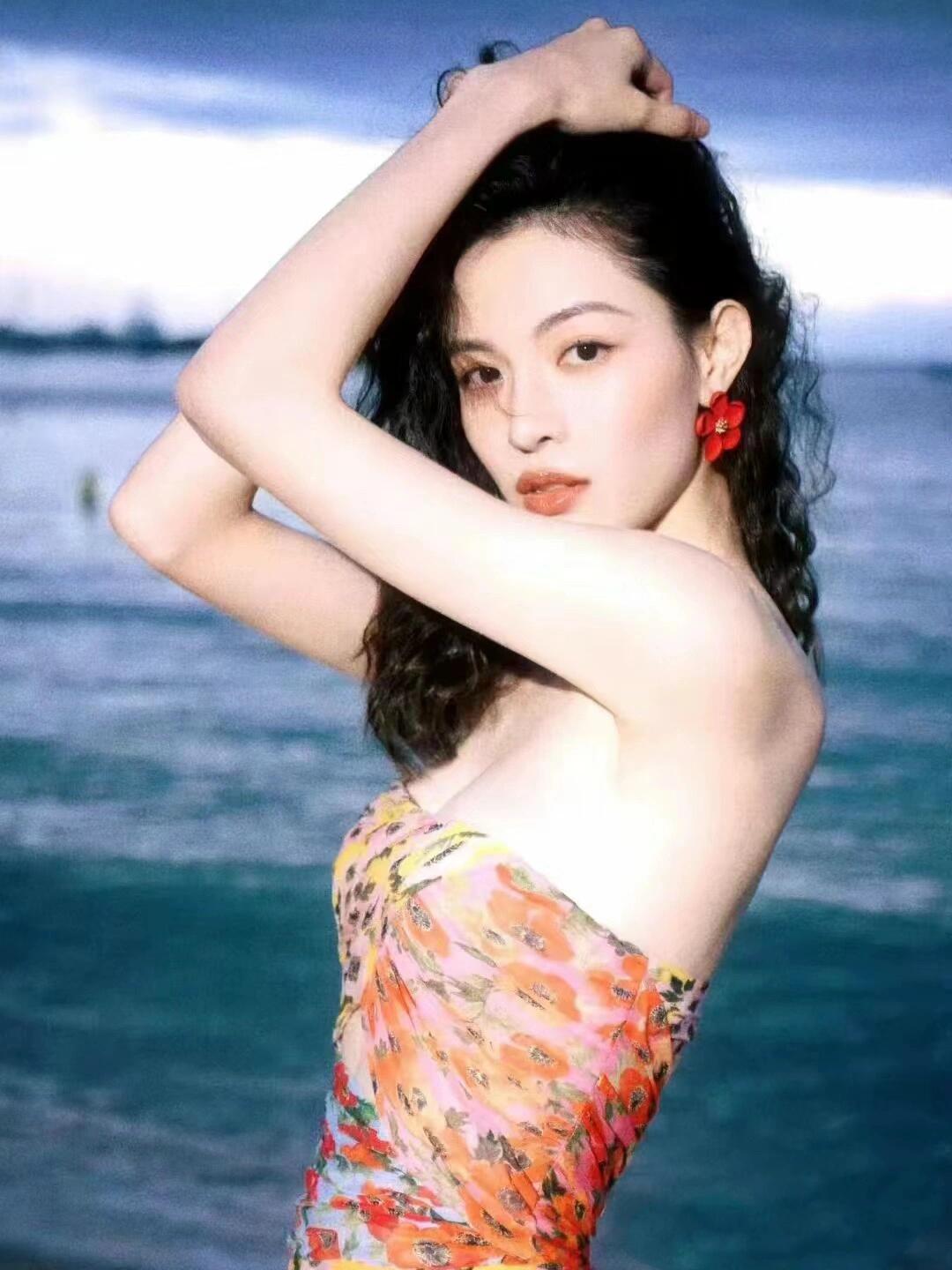 钟楚曦，是怎么做到又瘦又有料的