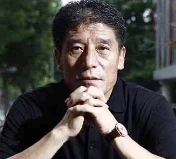 不办房产证，名人也没用！前北京国安主帅韩国人李章洙宣称自己在北京的一套房产被法院
