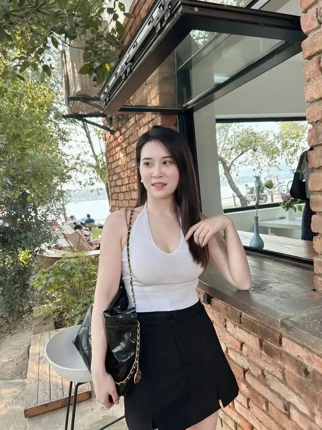被岁月打磨过的人才有味道哈哈哈哈