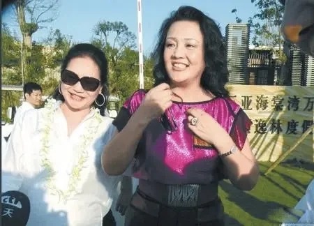 10年没和大S住❗张兰真是神 仙婆婆啊
张兰难得接受了专访，并且回应了关于大S的
