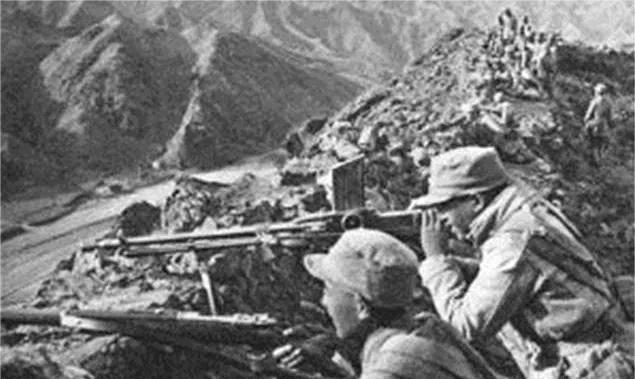 1939年，八路军支队长包森带人俘虏了日本天皇的至亲，引起日军一片震动。
4月2