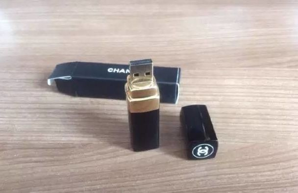 老公一直强调他是个务实的人，还说情人节要给我个惊喜