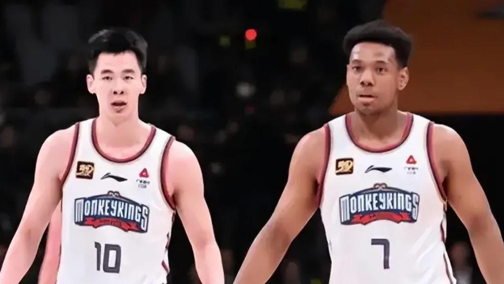 南京97-83战胜四川！球员评分：4人满分4人及格3人拉胯！