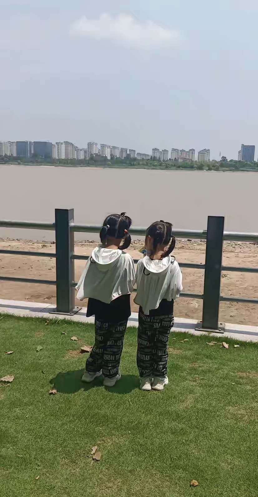 我太蠢了！我把自己的路都堵死了……

我和对象在一起8年，一直没有领证，有一对双
