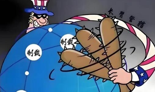 美国海军刚对DeepSeek下手，美国科技巨头立刻紧随其后，用恶劣手段远程“狙击