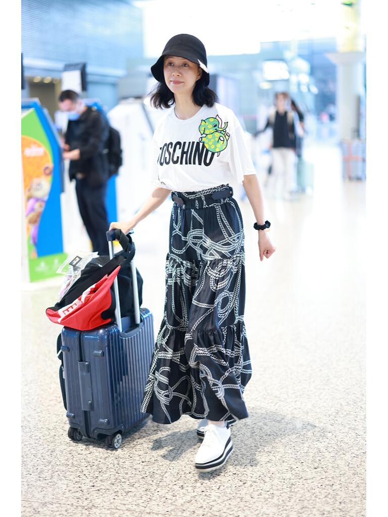 倪虹洁又酷又潮