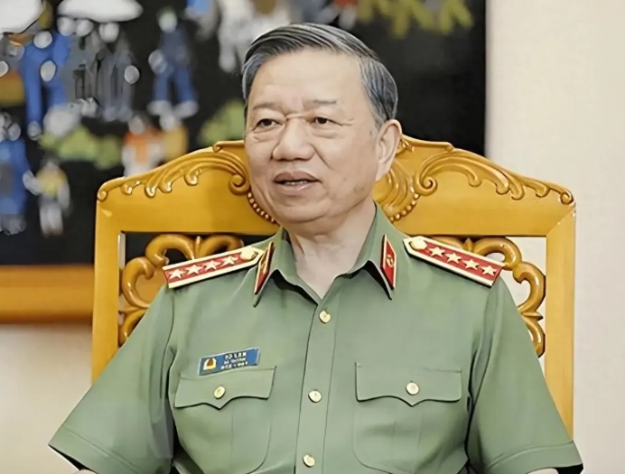苏林访华背后：跟中国靠近是补课，还是放弃“美梦”？

越南新领导人苏林这波操作有