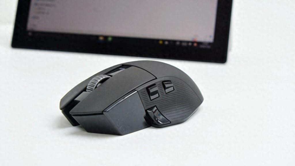 星闪技术和3万DPI 达尔优A98 pro max无线游戏鼠标分享