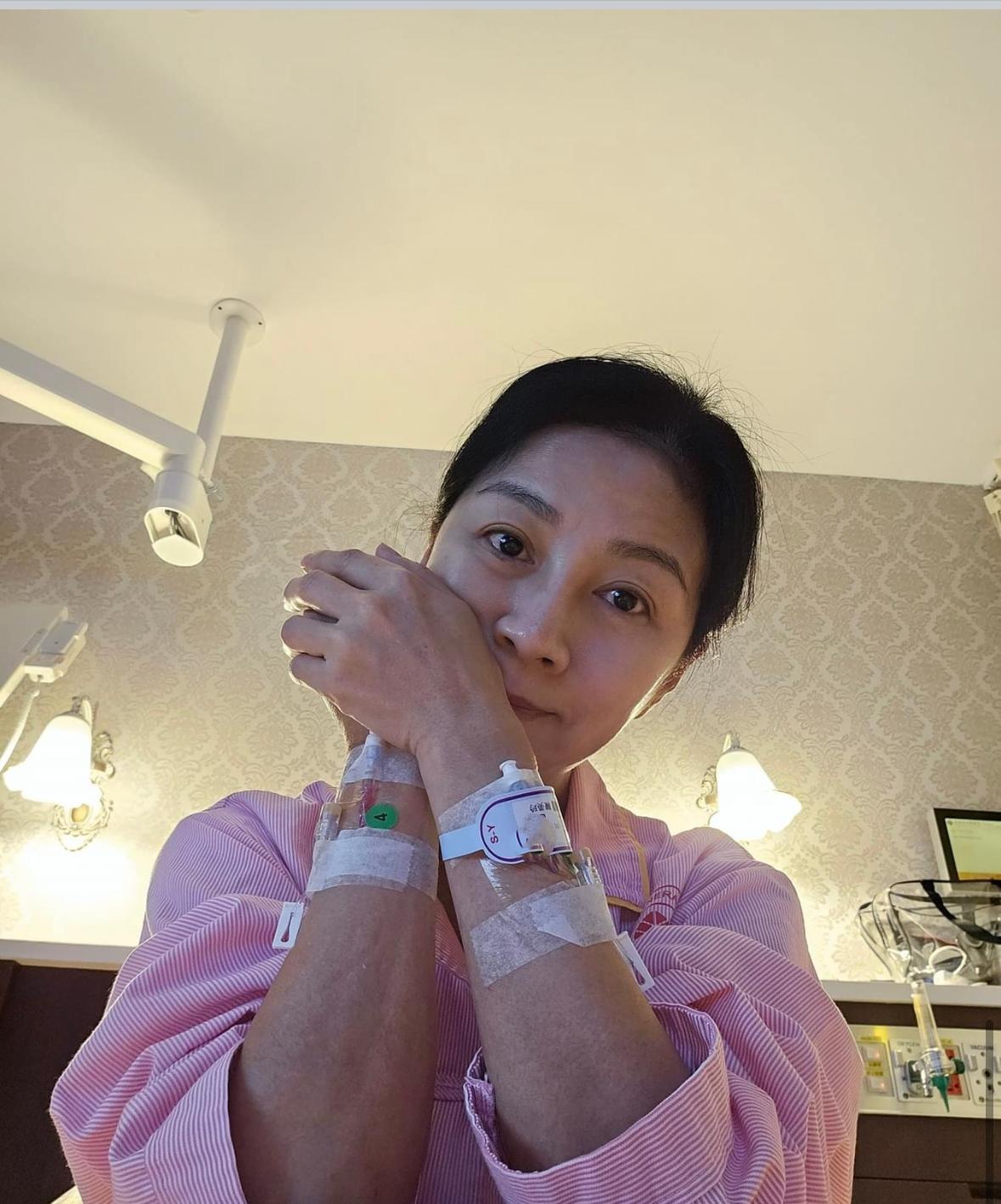 59岁台湾歌手方文琳在凌晨发文自曝罹患了食道癌零期的消息，消息突然令外界一片哗然