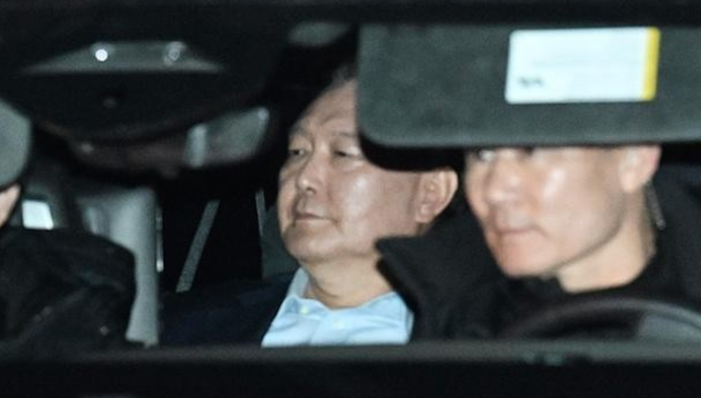 尹锡悦为了脱身，竟然给中国安排罪名！

为了让尹锡悦免受牢狱之灾，尹锡悦的法律团