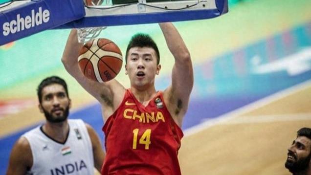 8中7，一节打爆同曦内线群！下个月打日本，郭士强该带上他