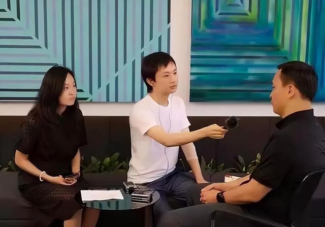 瑞幸咖啡幕后掌门人黎辉：韩雪的爷爷给他父亲当过10年副军长（瑞幸咖啡副总裁年薪）-第16张图片-九妖电影