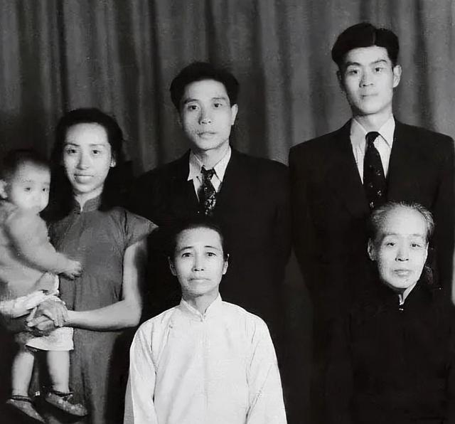 白天演员、晚上是特工，隐姓埋名75年，95岁的“姜子牙”传奇一生（姜子牙原名是什么?）-第19张图片-九妖电影